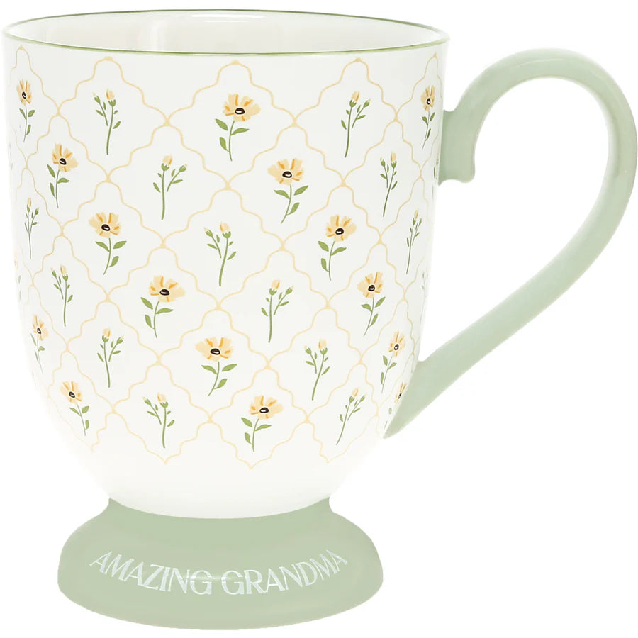 Amazing Grandma - 13oz Mug