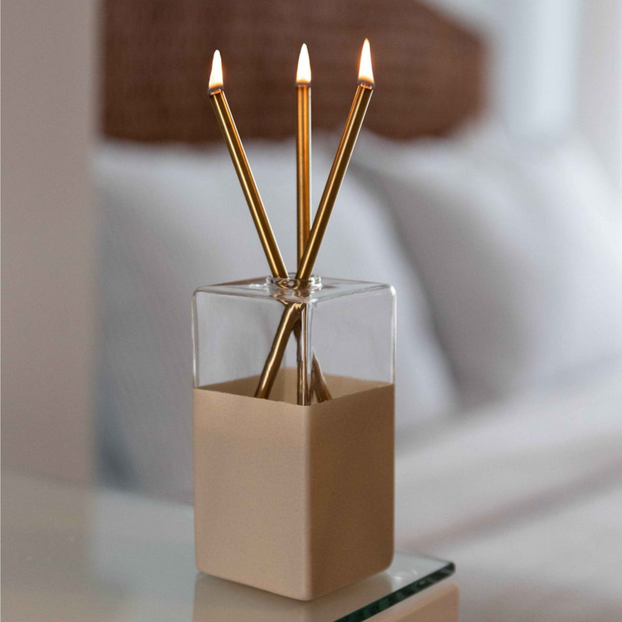 Jervis Honeymoon Vase